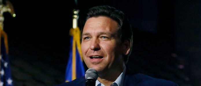 desantis-gives-tampa-rays-a-slap-on-the-wrist-for-gun-control-tweets