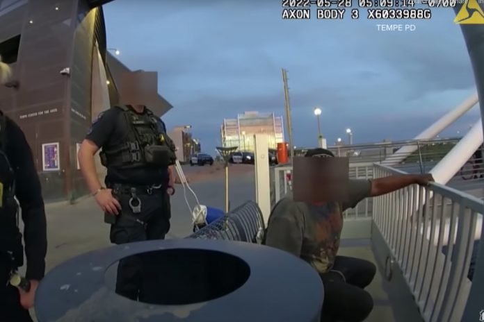 bodycam-reveals-arizona-officers-wait-while-guy-drowns,-pleads-for-aid