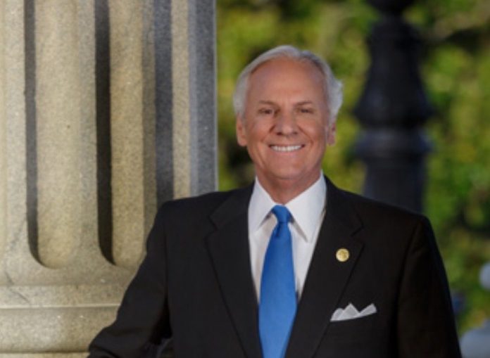 south-carolina-primary:-gov.-henry-mcmaster-wins-gop-nomination