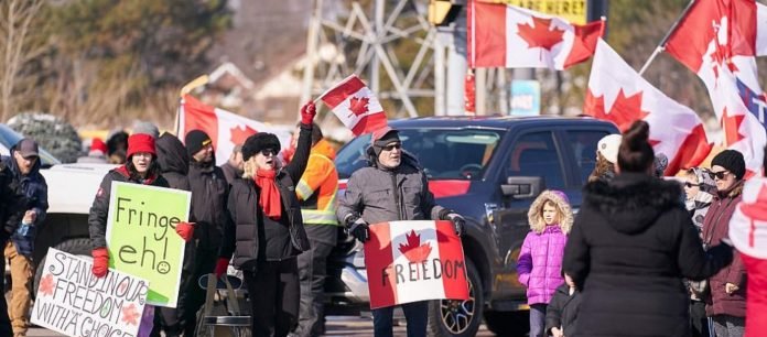 the-royal-canadian-mounted-police-admit-they-are-spying-on-canadians-by-turning-on-their-cell-phone-cameras-and-mics