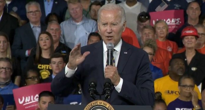 biden-attacks-trump,-claims-republicans-are-blocking-his-effort-to-lower-gas-and-food-prices-in-unhinged-ohio-speech-(video)