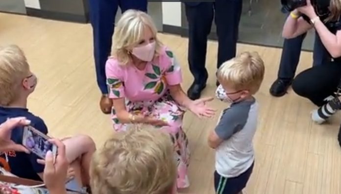 jill-biden-sings-happy-birthday-to-masked-three-year-old-on-his-way-to-get-jabbed-at-vaccine-clinic