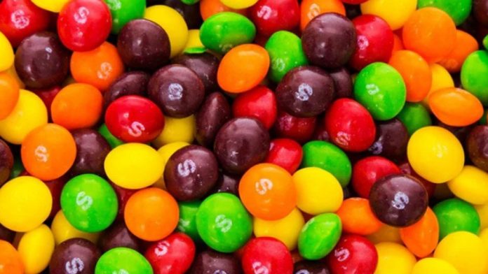 suit-alleges-famed-candy-skittles-is-‘unsafe-for-human-consumption’