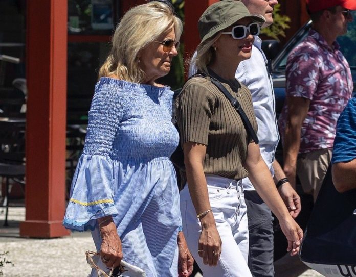 what-is-she-wearing?-jill-biden-goes-shopping-with-hunter’s-wife–-dons-a-tacky-blue-dress