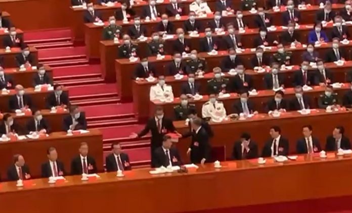 breaking:-chinese-leader-xi-has-his-predecessor-hu-jintao-removed-from-ccp-summit-on-live-television–-video