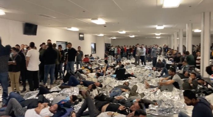 new-footage-shows-extreme-overcrowding-at-the-border-patrol-central-processing-center-in-el-paso,-tx