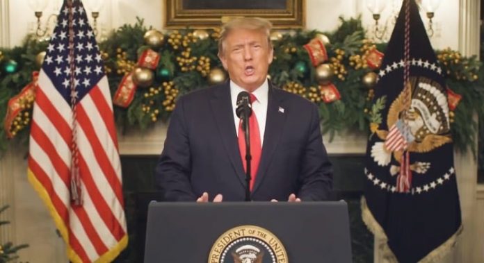 trump-sends-out-christmas-message–-“love-to-all!”