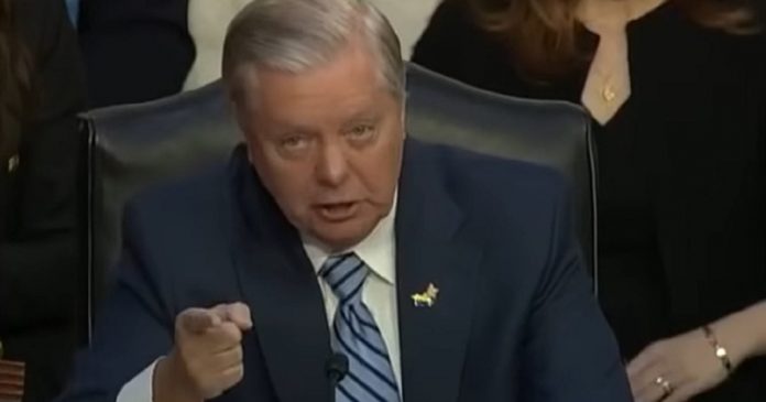 poisonous-rino-lindsey-graham-accused-of-fast-tracking-biden’s-radical-judicial-nominees