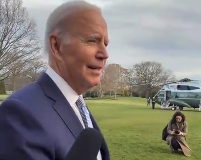 “who’s-zoomin’-who?”–-joe-biden-rambles-about-a-zoom-call-when-asked-if-he’s-traveling-to-east-palestine,-ohio-(video)