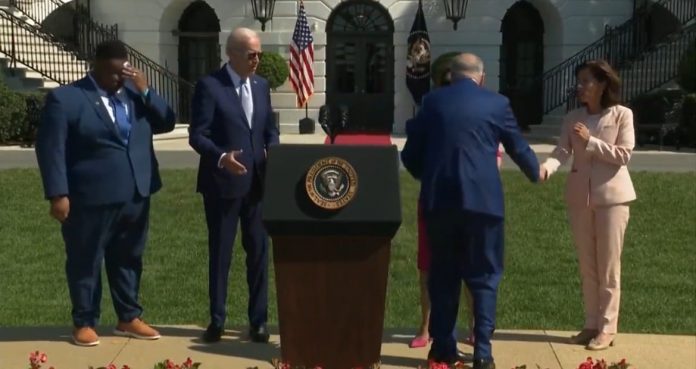 what-a-sh-*-tshow–-now-white-house-slaps-down-schumer-and-says-small-balloons-may-have-been-something-else