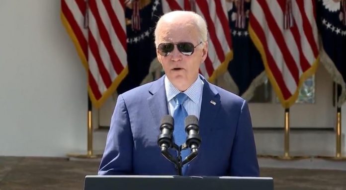 biden-says-he’s-best-known-for-his-ray-ban-sunglasses-and-chocolate-ice-cream-(video)