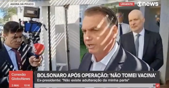 seems-like-trump:-brazilian-police-raid-bolsonaro’s-home-over-“fake-covid-vaccine-card”–-six-of-his-close-aides-arrested