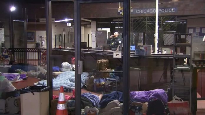 chicago-police-stations-now-being-used-to-house-illegal-migrants-(video)