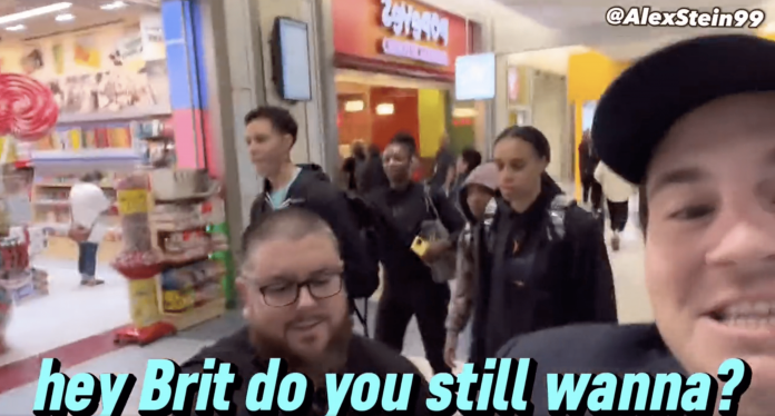 youtube-personality-alex-stein-confronts-brittney-griner-at-dallas-airport:-“do-you-still-want-to-boycott-america?-…-what-about-merchant-of-death?”-(video)”