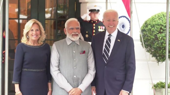 awkward:-joe-biden-grabs-indian-prime-minister-modi’s-hand,-leads-him-to-dr.-jill-(video)