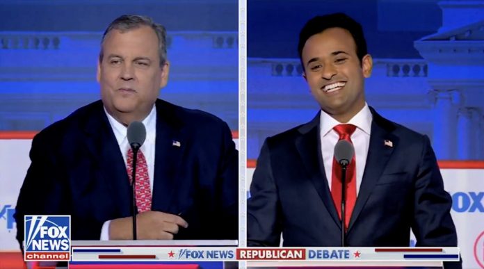 bret-baier-has-to-interrupt-debate-to-tell-audience-to-stop-booing-chris-christie-(video)