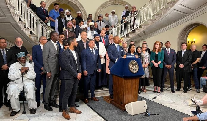 new-york-city-allows-mosques-to-publicly-broadcast-muslim-call-to-prayer-without-permits-despite-noise-restrictions-in-neighborhoods