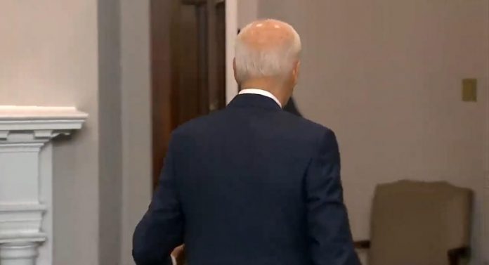 “should-hunter-get-a-pardon?”–-biden-walks-away-and-shuts-door-on-reporter-asking-questions-about-hunter-indictment-(video)