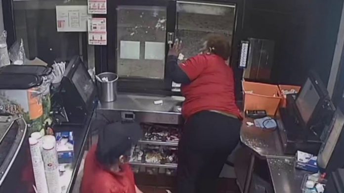 video-released-of-houston-fast-food-worker-firing-handgun-twice-at-customers,-received-1-year-probation