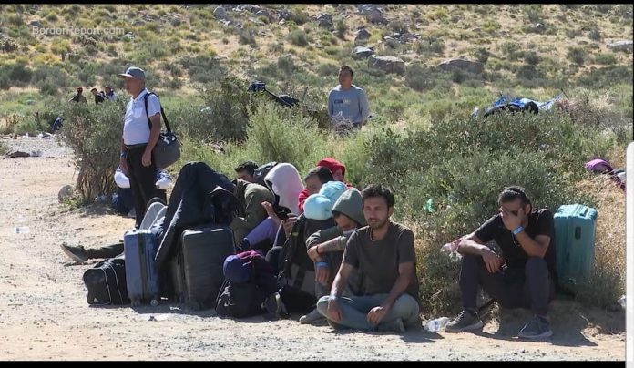 numerous-illegal-aliens-cross-border-daily-in-san-diego-as-smugglers-drive-them-to-makeshift-campsite-in-local-mountains