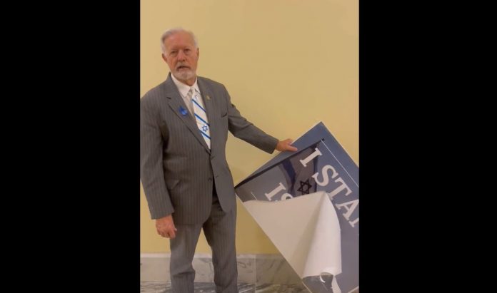 insurrection-update:-far-left-protesters-storm-united-states-capitol-and-rip-down-pro-israel-sign-outside-gop-rep’s-office–-arrests-made