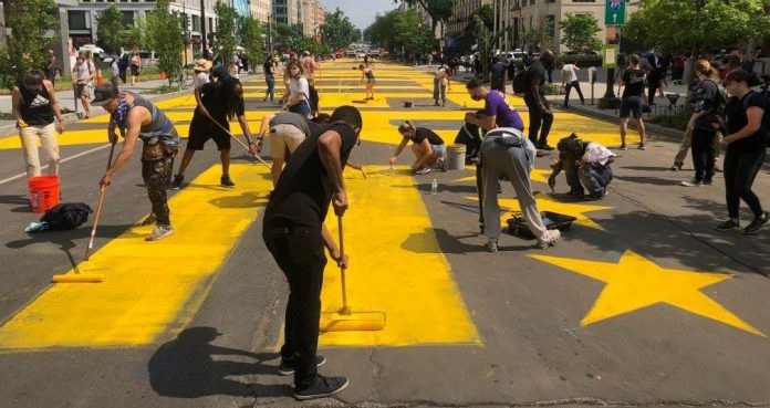 washington-dc-refreshing-paint-on-black-lives-matter-street-mural-despite-group’s-controversial-support-for-hamas