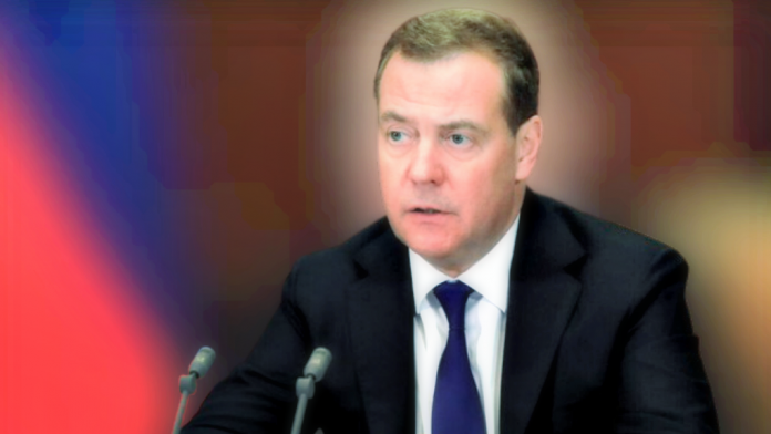 russia’s-dmitri-medvedev-warns-poland-against-support-for-ukraine,-says-country-may-‘lose-its-statehood’,-usher-in-wwiii