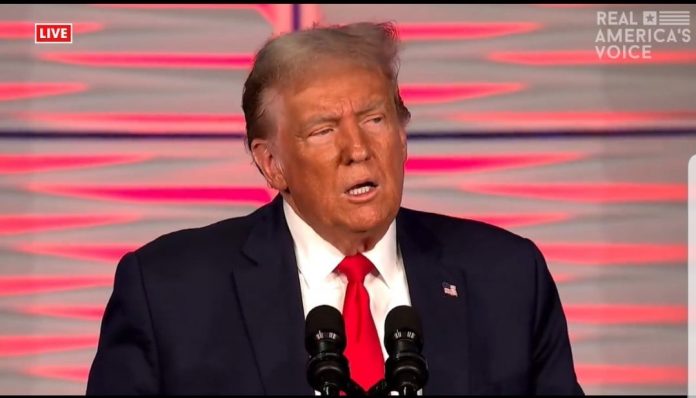 president-trump-brings-your-house-down-at-florida-freedom-summit:-“job-number-one-will-be-to-stop-the-invasion-on-our-southern-border”-(video)