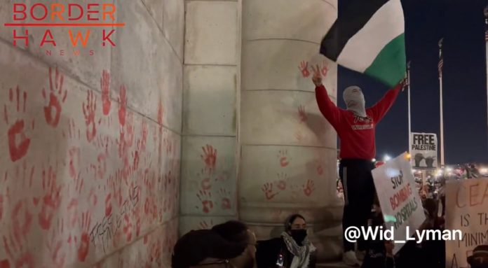 enjoy:-pro-hamas-demonstrators-rally-in-washington-dc,-vandalize-union-station-as-united-states-terror-threat-increases