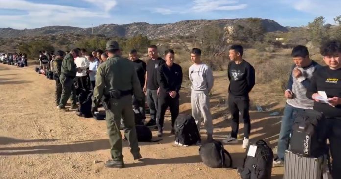 biden-border-crisis:-massive-group-of-military-age-men-from-china-invade-united-states-border-in-california-(video)