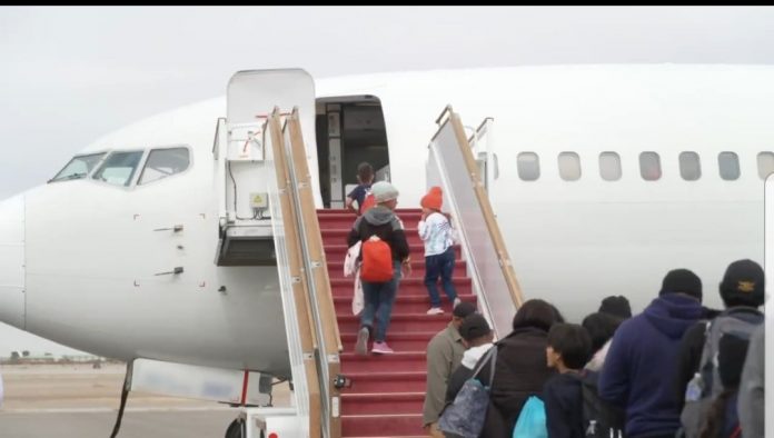 texas-gov-abbott-begins-flying-illegal-aliens-to-sanctuary-cities–-first-flight-of-illegals-lands-in-chicago-(video)