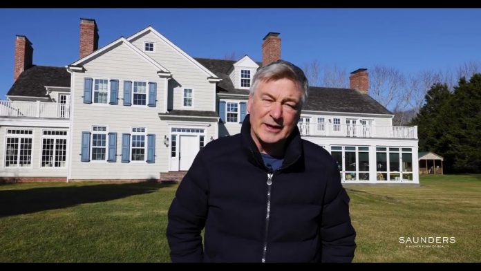 alec-baldwin-cuts-$10-million-off-mansion’s-list-price-as-legal-troubles-grow