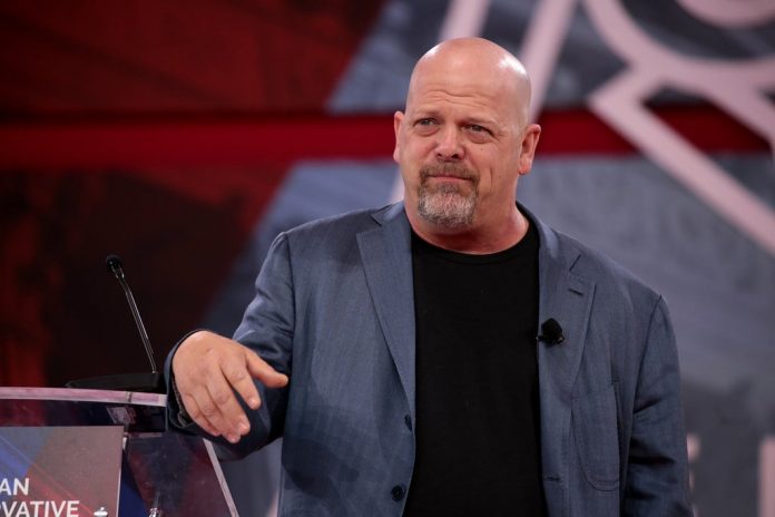 ‘pawn-stars’-rick-harrison-breaks-silence-over-son’s-tragic-death-due-to-fentanyl-overdose–-blames-biden’s-open-border-policies