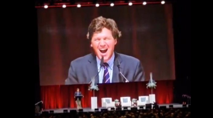 savage:-tucker-carlson-tells-canadian-dictator-justin-trudeau-to-“go-back-to-cuba”-(video)