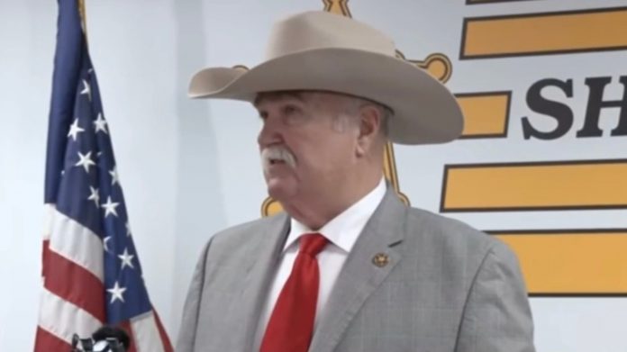 must-watch:-butler-county-sheriff-offers-disaster-training-to-civilians-in-preparation-for-imminent-terror-attacks-and-2024-elections-amid-federal-warnings-of-election-interference-(video)