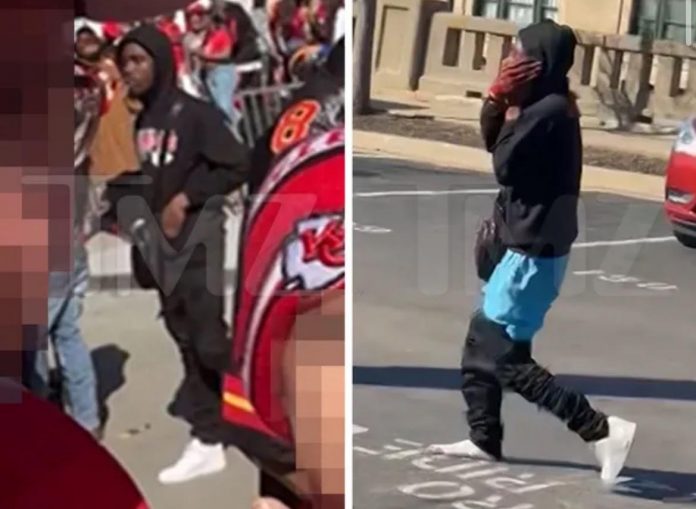 view:-moment-two-minor-teens-get-into-heated-exchange-before-shooting-up-kansas-city-chiefs-parade