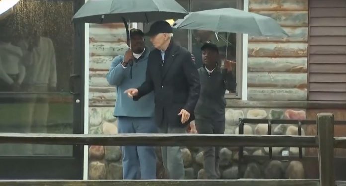 see:-shocking-video-of-joe-biden-in-michigan-looking-lost-and-needing-assistance-emerges-after-his-handlers-shut-out-press-at-campaign-event