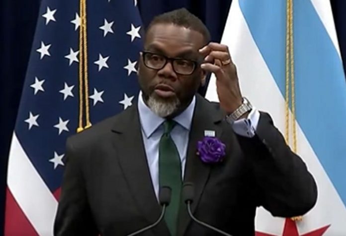 chicago-voters-reject-new-tax-hike–-mayor-brandon-johnson-blames-city’s-trump-supporters-(video)