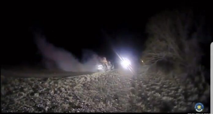 texas-dps-high-speed-chase-after-illegal-alien-smugglers,-vehicle-catches-fire,-both-suspects-arrested-(video)