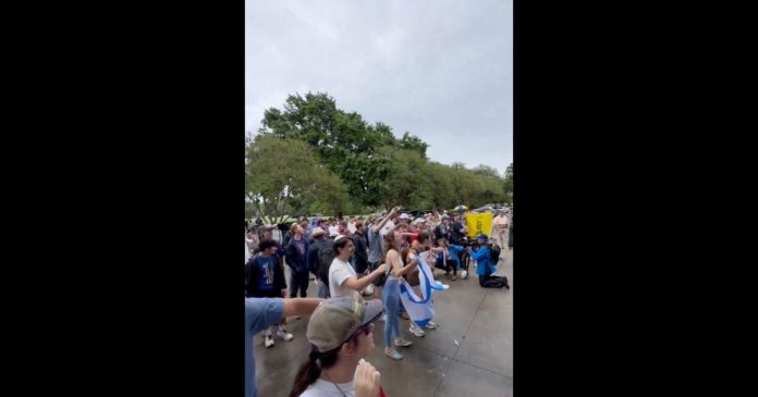 amazing!-crowds-of-lsu-students-hijack-pro-hamas-protest-and-force-agitators-to-retreat-while-drowning-out-their-cries-with-loud-“usa!-usa.!”-chants-(video)