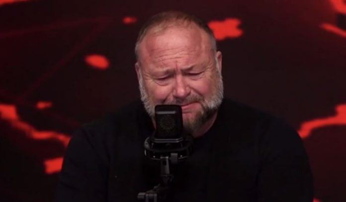 feds-attempt-to-shut-down-infowars-tonight–-alex-jones-breaks-down-in-tears-on-live-show–-heartbreaking-video–-steve-bannon-urges-alex-to-take-them-to-the-mattresses!