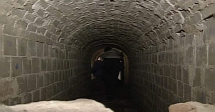 florida-city-discovers-mysterious-network-of-tunnels,-experts-believe-they-were-used-during-prohibition-or-for-human-trafficking