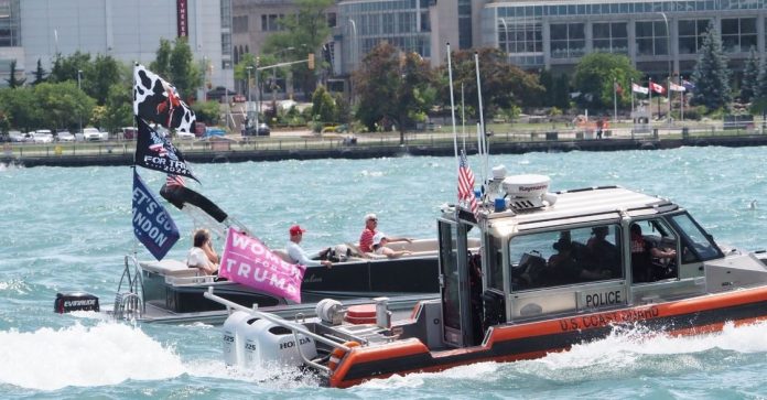 hundreds-turn-out-for-maga-michigan-boat-parade-saturday-on-the-detroit-river-president-trump-visits-motor-city