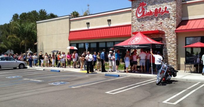 chick-fil-a’s-brilliant-kids-summer-camp-initiative-attacked-by-hateful-critics-threatening-to-report-company-to-the-government