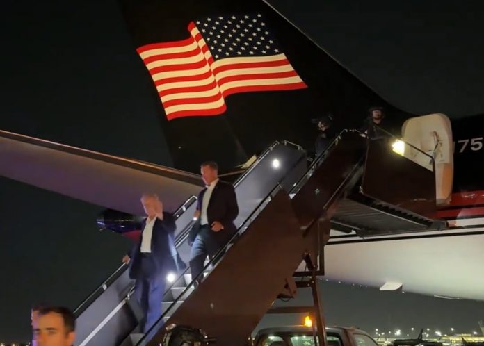 that’s-our-president!-trump-returns-home-after-assassination-attempt,-waves-to-the-camera-(video)