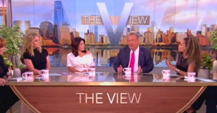 watch:-chris-christie-shocks-the-view-hosts-by-announcing-he’s-not-voting-for-trump-or-biden