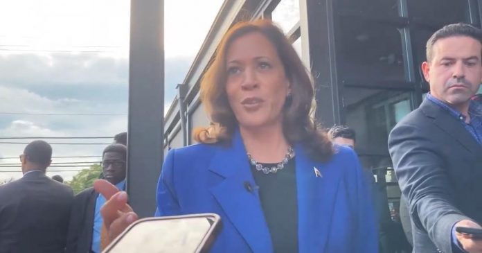 harris-campaign-kicked-out-patrons-from-pennsylvania-sandwich-shop-to-bring-in-staged-“customers”-for-kamala’s-visit-tonight-(video)