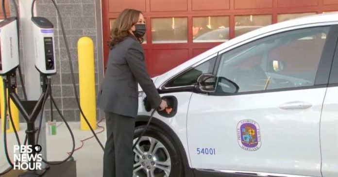 another-flip-flop:-harris-campaign-now-says-kamala-doesn’t-support-an-electric-vehicle-mandate-even-though-she-co-sponsored-legislation-that-sought-to-ban-sale-of-gas-powered-vehicles