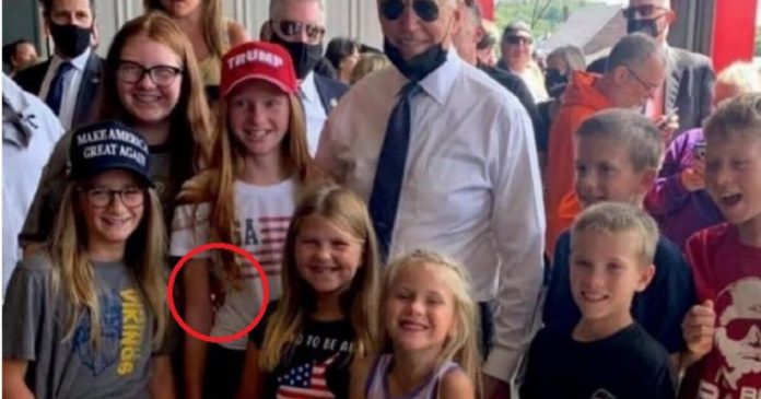 flashback:-creepy-joe-biden-was-pawing-a-little-girl-when-he-took-a-photo-with-kids-on-9-11-anniversary