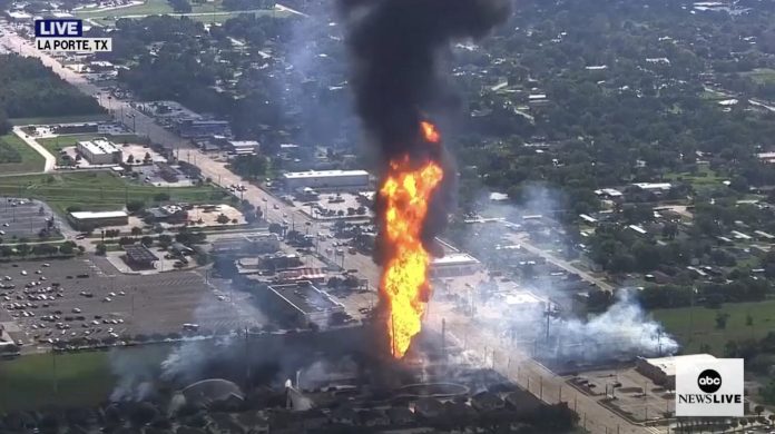 breaking:-live-aerial-footage-captures-massive-explosion-at-pipeline-in-la-porte,-texas